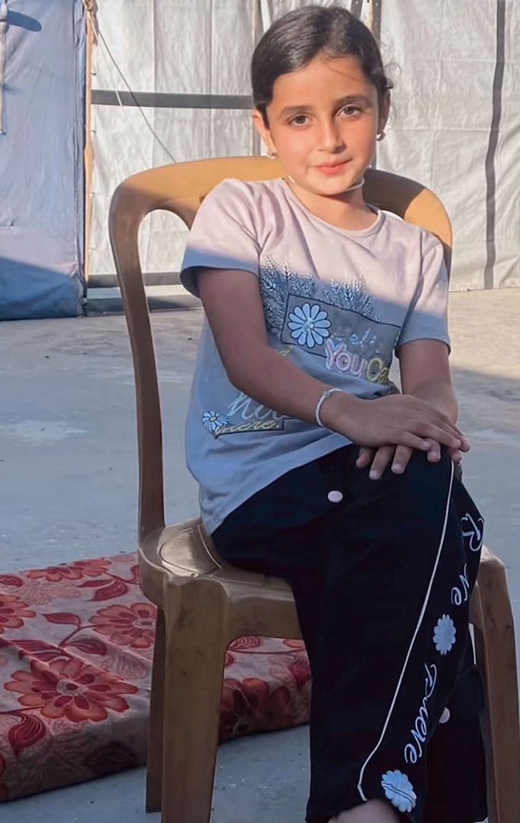 Mahayasir248909's tweet photo. 3 replies — even if they’re just dots, please, just one dot. 💔

We are starving to death, humanity! 😭

Please donate to my family 👇
https://t.co/bthOuj4yzX
@hsnyldrm1979 https://t.co/c7EPGTTSpx
