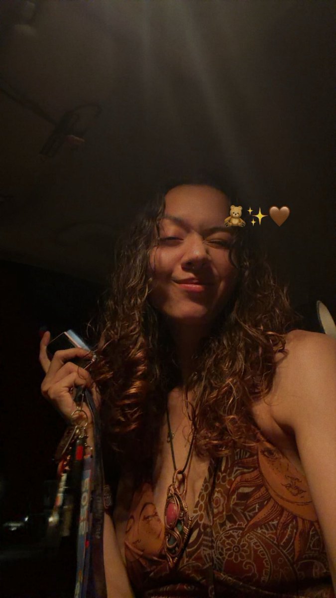 ThinkingNessie's tweet photo. i love me🦉🖤 https://t.co/mZyHCSInjy