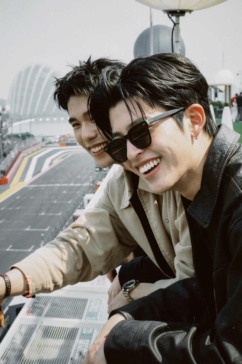 lookpheperm's tweet photo. สนามแข่งหวานจัดเลยอ่ะครับ https://t.co/WkTPwrblst