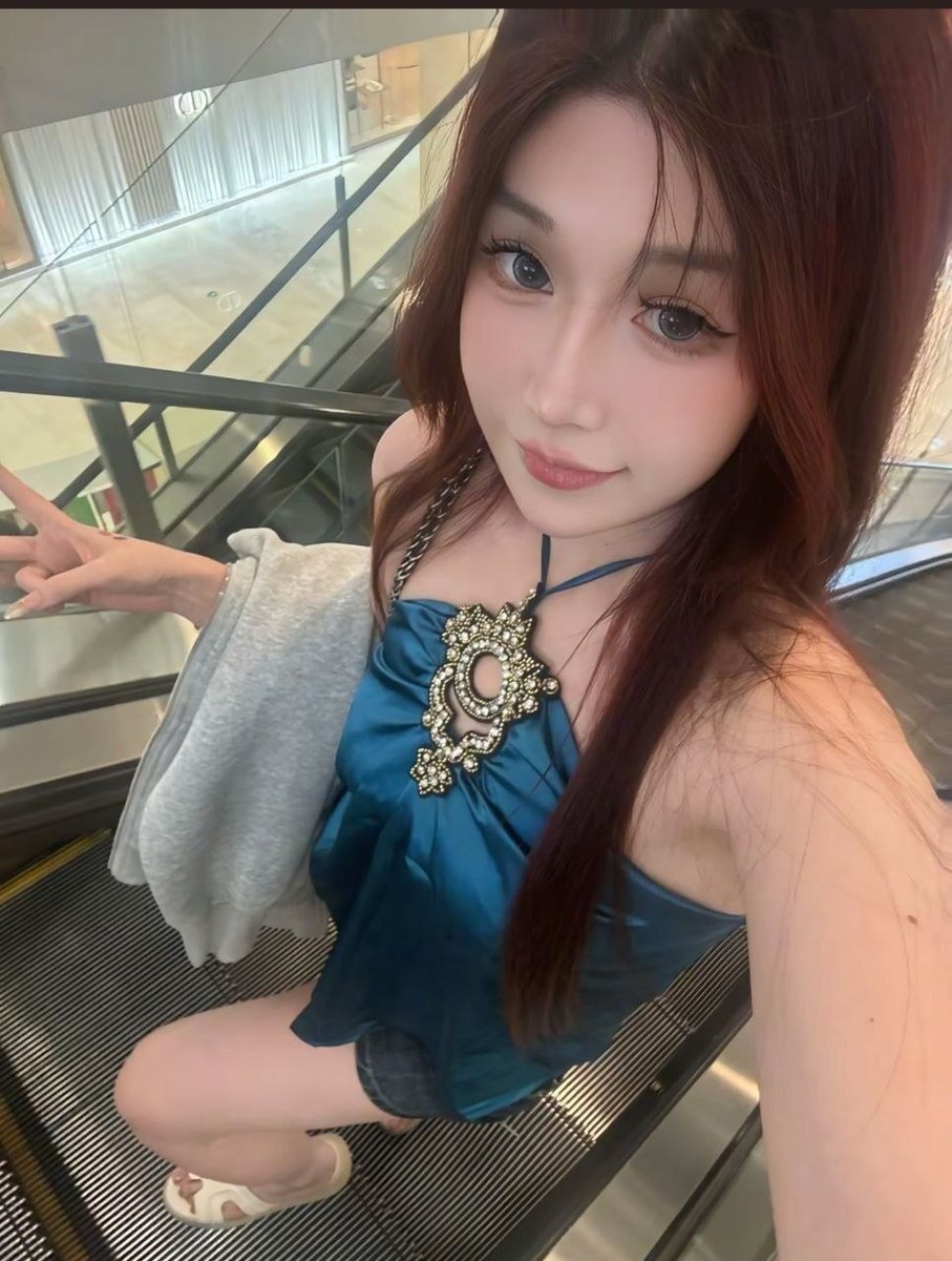 ATC_Stocks's tweet photo. 有喜欢��吗
#美女 #性感 #包臂裙 https://t.co/RBNYfsgLNg