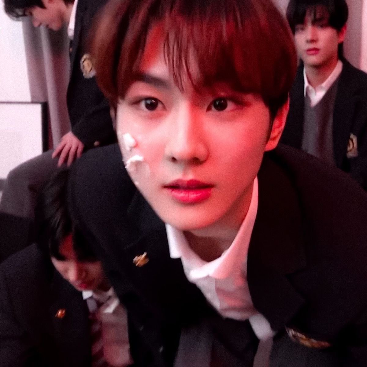 jwl_s2's tweet photo. 어 언제 이러케,,.. https://t.co/WuLCYyO9Ci