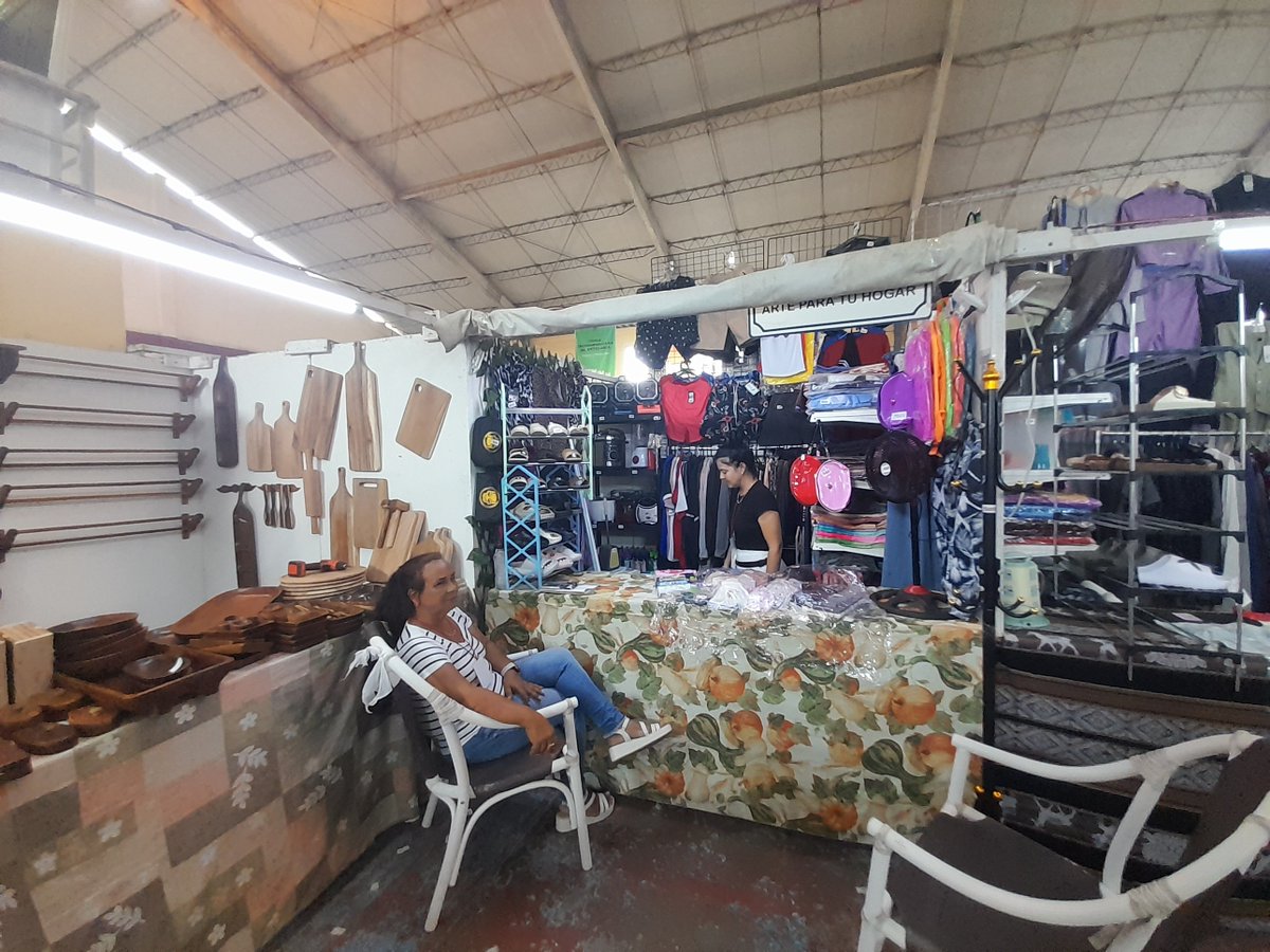 smarthnayade's tweet photo. Feria Iberoarte 2026, en Holguín.
#SomosCulturaHolguín 
#HolguínSí https://t.co/FXgrocH1LE