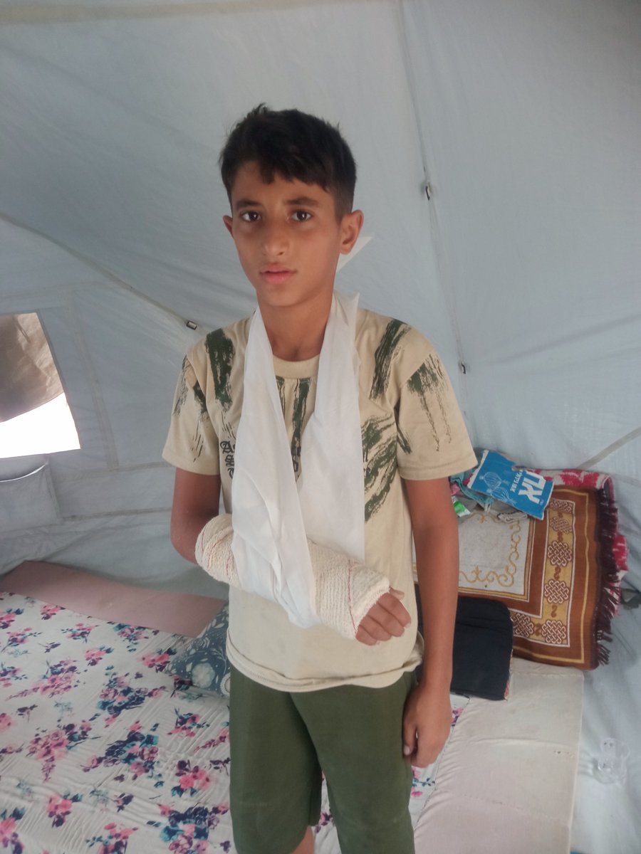 odaamera's tweet photo. Uday needs $50 to buy painkillers and vitamins to strengthen his bones after he broke his arm. I hope you will donate to him, even if it's just one dollar or one euro. Our situation is difficult and we have nothing. https://t.co/4YHT4JF1QN https://t.co/RPtFG0a9G6