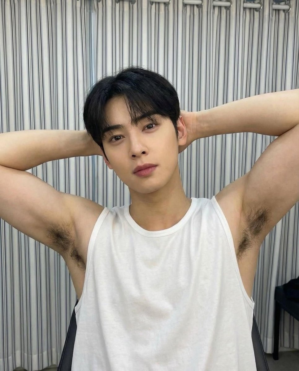 cupseunwoo's tweet photo. @cupsintak Yang ini? https://t.co/VqIql3RIPw
