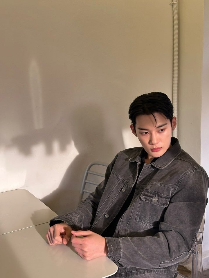 kihyunwoosource's tweet photo. #KiHyunWoo instagram update

🔗https://t.co/XFO05VHoBo

#기현우 #KiHyunWoo https://t.co/VaElRBRFjU