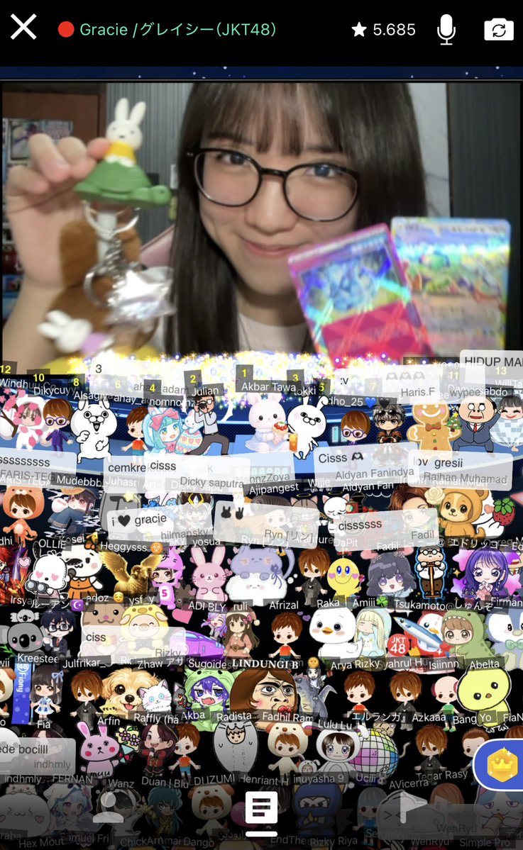 Gracie_JKT48's tweet photo. terimakasih banyak udah nemenin aku showroom!! seru sekaliiii akhirnyaaaa bisa live lagi dan brewek bareng😆💗 met istirahat yaaaaa, おやすみなさーい😴💤 https://t.co/jecT4jIy2U