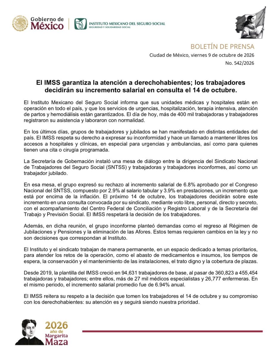 azucenau's tweet photo. 🔴 IMSS responde a protestas de trabajadores y anuncia consulta sobre aumento salarial para el 14 de octubre.

El Instituto informó que el incremento aprobado es del 6.8%: 2.9% al salario tabular y 3.9% en prestaciones, pero reconoció que un grupo de trabajadores lo rechaza.

Además, el IMSS aseguró que los hospitales operan “con normalidad”.