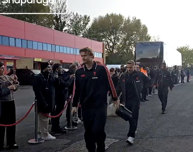 UtdDistrict's tweet photo. Matthijs de Ligt is BACK! https://t.co/cPFhI7bk1T