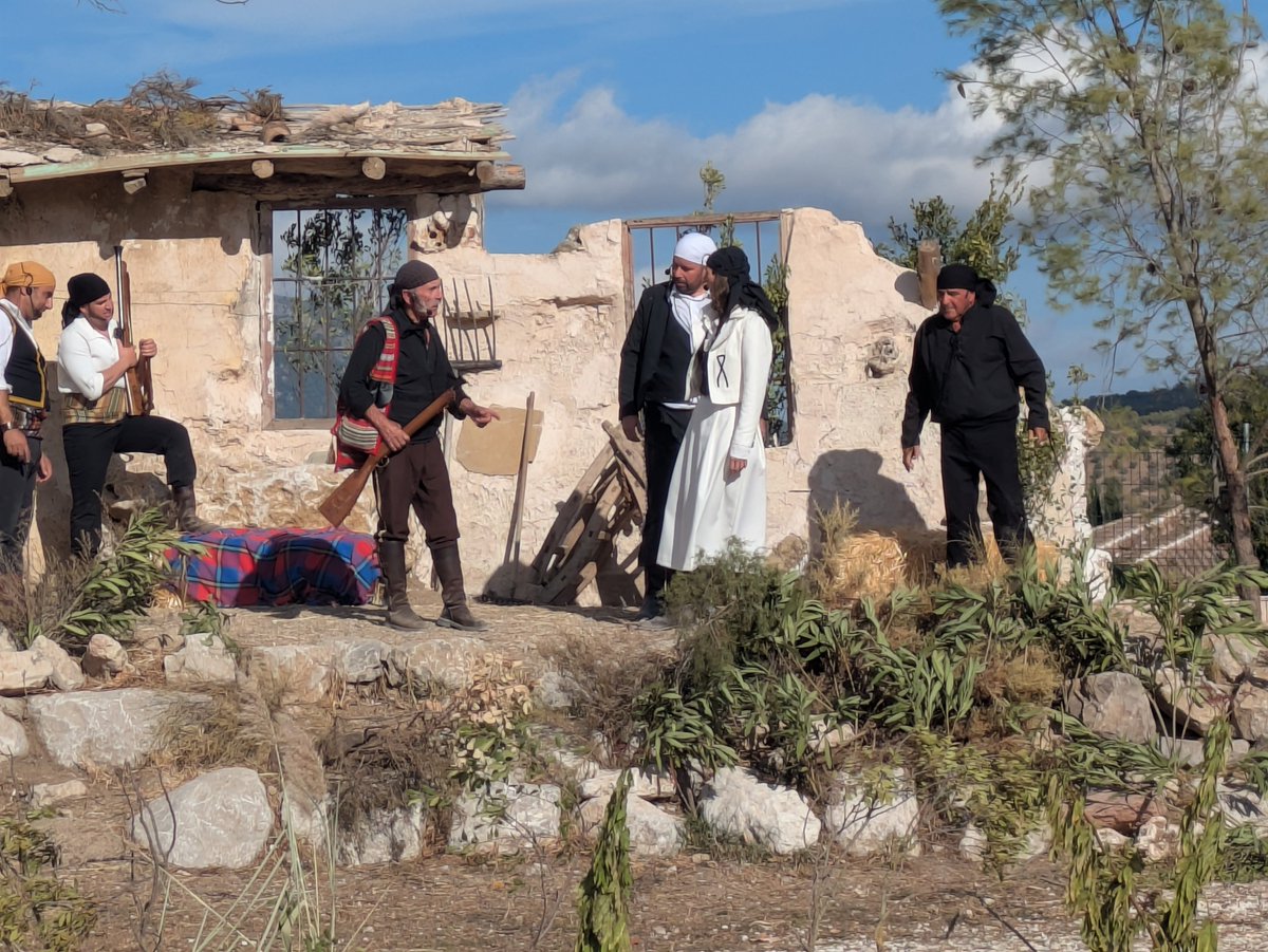 gongoraa's tweet photo. Siguen las escenas de la historia de Pasión Bandolera de #ElBurgo #SierradelasNieves https://t.co/QBIcPlqsbS