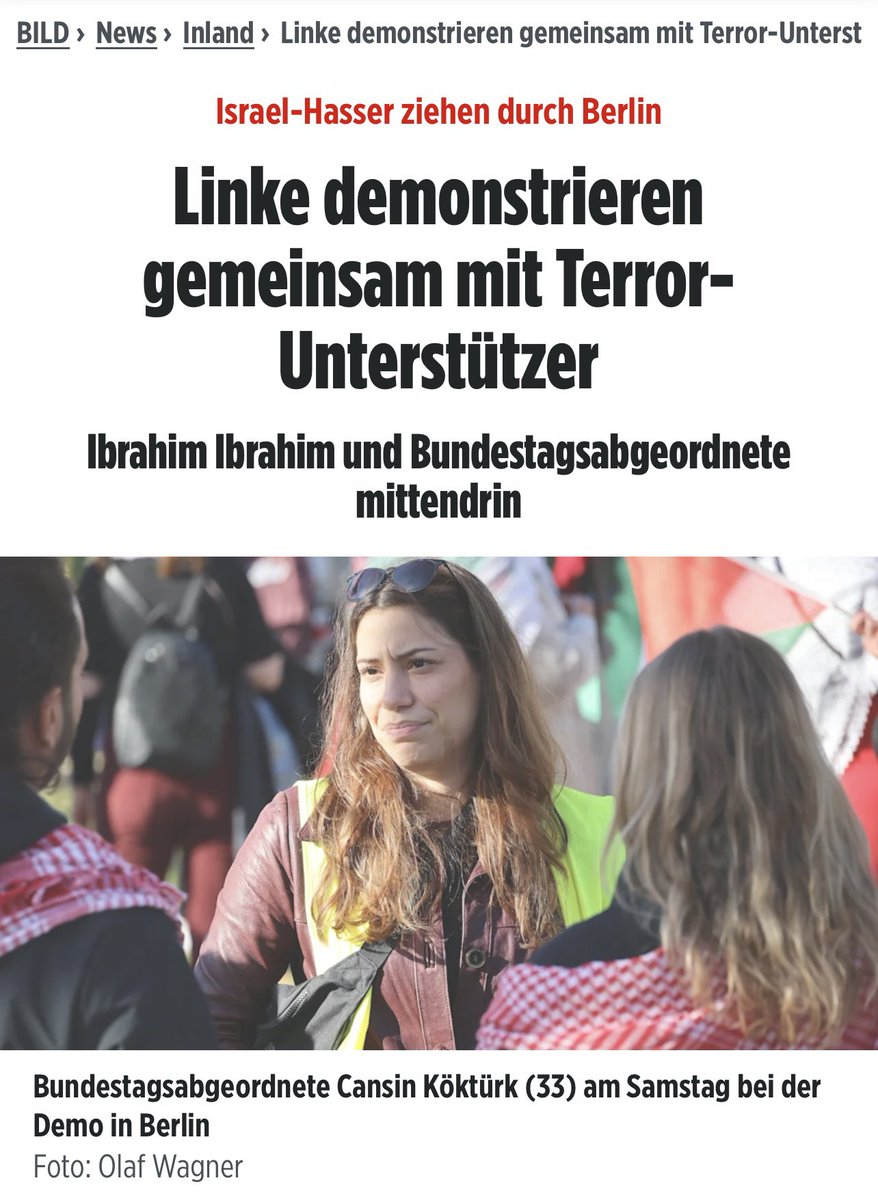 WolfMalca's tweet photo. Sie fühlen sich sicher.

Sie rufen „Free Palestine“, „Kindermörder Israel“ und „Gaza“: 
Vor dem Brandenburger Tor demonstrieren am Samstag mehr als 2000 Menschen wie der Terror-Unterstützer Ibrahim Ibrahim unter dem Motto „United4Palestine“. 

Neben ihnen stehen auch Linken-Abgeordnete wie Vannessa Emde (45) und Cansin Köktürk (33) in der Teilnehmermenge.

Sie begraben „Nie wieder“ mit freundlicher Unterstützung der @spdberlin und @Die_Gruenen .

https://t.co/vAWvwrBsPe