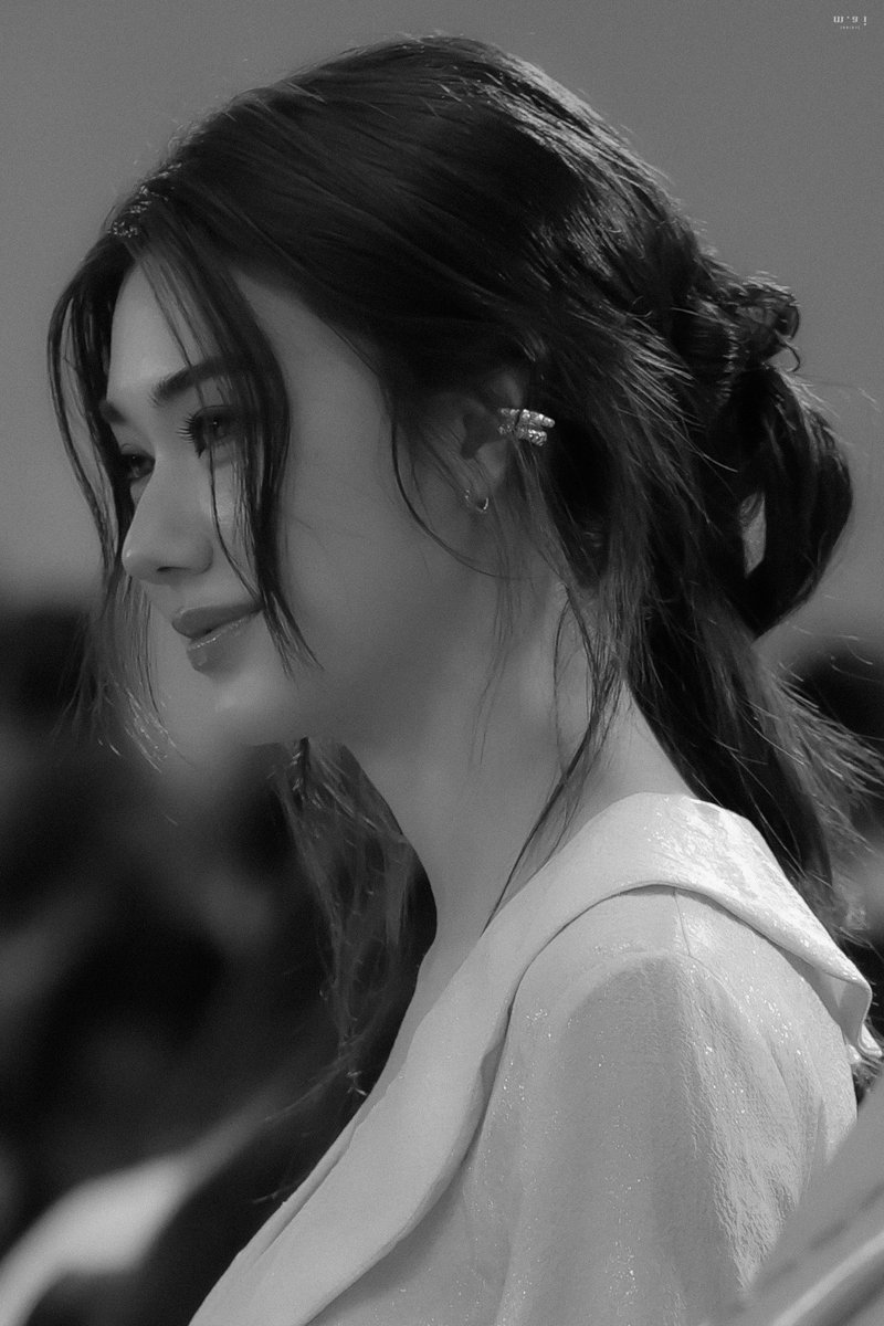 _09jannn's tweet photo. มุมข้างคูมมลลีคือออที่่่่่่

LENA BIFW26 SIAM PARAGON
#SiamParagonBIFW2026xLena
#lalinalena https://t.co/49gB6Qgzsd