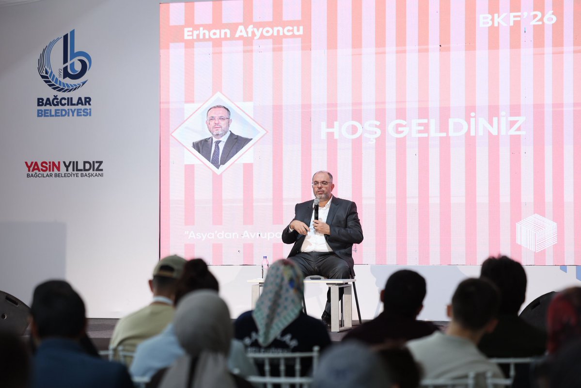 yasinyildizbb's tweet photo. Milli Savunma Üniversitesi Rektörü, Tarihçi-Yazar Erhan Afyoncu hocamızı BKF’26’da ağırlamaktan mutluluk duyduk.
Hocamıza; gerçekleştirdiği söyleşi ve fuarımızı ziyaretlerinden dolayı teşekkür ediyoruz.
#BKF26
@eafyoncu https://t.co/zZ9FUvIq0r