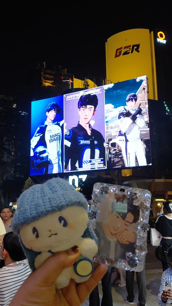 stnramira's tweet photo. Came for the comeback billboard support by @MYPlliDduks~
#PLAVE_HYPERDRIVE
#Star_Trace
#HYPERDRIVE
#플레이브
#스포티파이_플리세이브 https://t.co/IghT3H1YWw