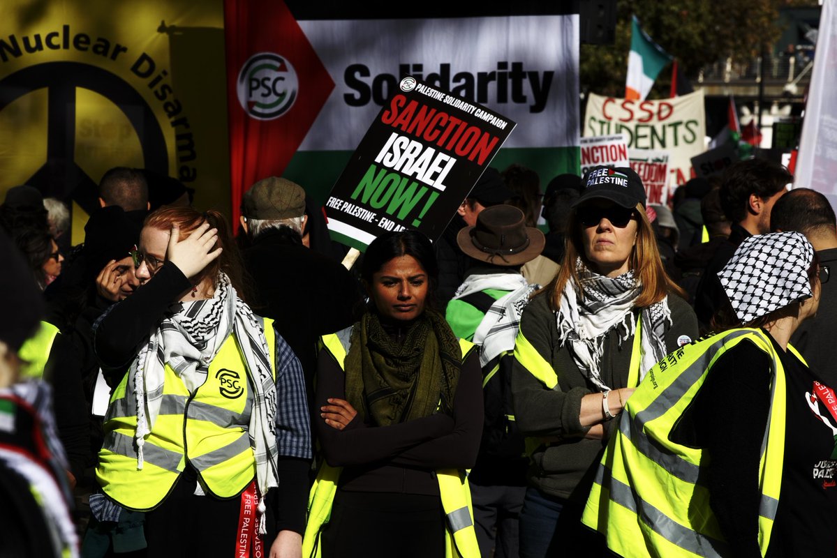 bikephotosuk's tweet photo. #Palestinian #march #london https://t.co/yE1Qti244s