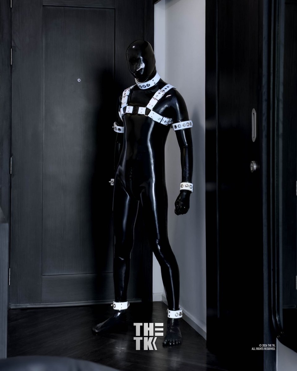 the_tk_s's tweet photo. YOUR LATEX DOLL AWAITS.
WEARING
SILICONE RESTRAINTS BY @KBBOY_OFFICIAL
LATEX MASK BY @FORFUNBANGKOK
SHOT ON @APPLE IPHONE 18 PRO MAX
© 2026 THE TK. ALL RIGHTS RESERVED.
#THETK #LATEX #KBBOY #FORFUNBANGKOK #ENTERTHEDUALITY https://t.co/t3fuy9rOPi