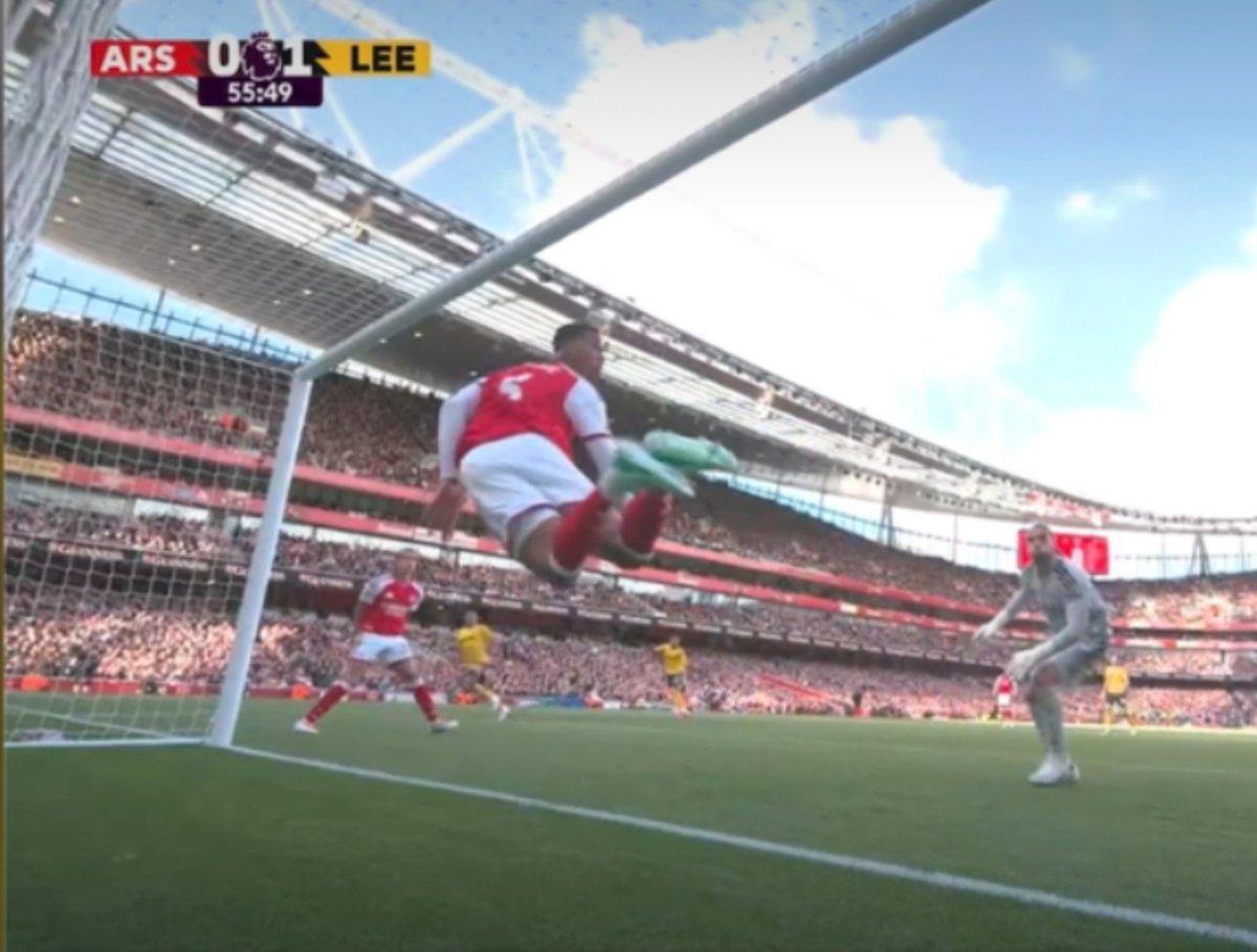 MilesMoralesaN's tweet photo. fly Emirates https://t.co/Lu0MfEqIDQ