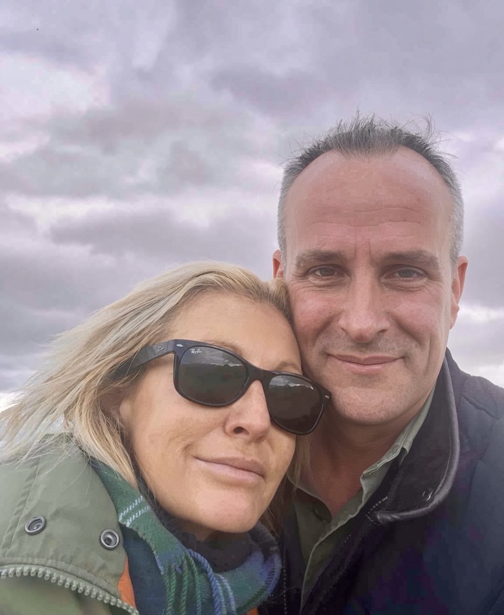 JamesMelville's tweet photo. Out and about on West Sands beach, St Andrews with @HDewarSport. 🏴󠁧󠁢󠁳󠁣󠁴󠁿 https://t.co/4fyFuPwDIj