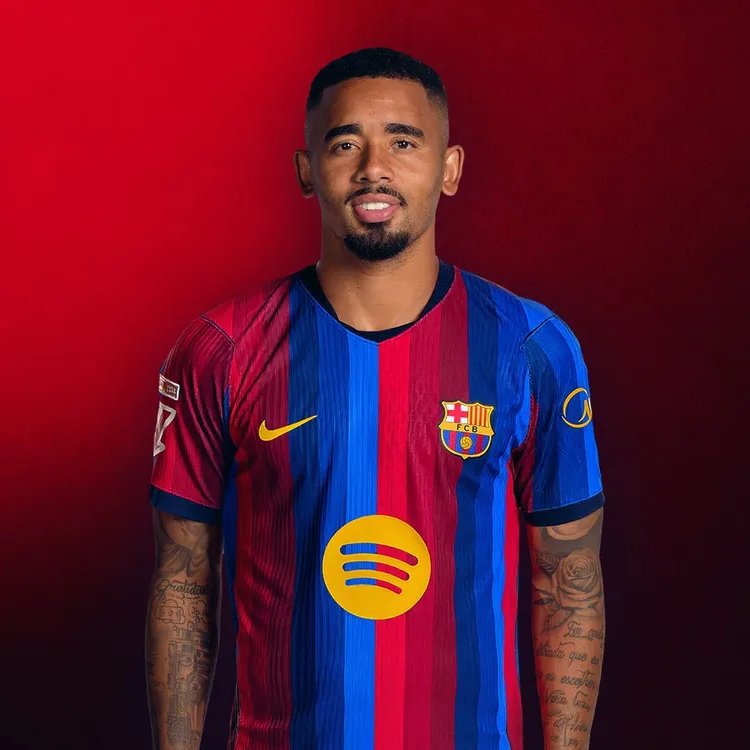 Martin5Wor52183's tweet photo. ⭕𝗡𝗘𝗪: Gabriel Jesus is expected to start for Barcelona vs Getafe today! https://t.co/zhVEj48zja