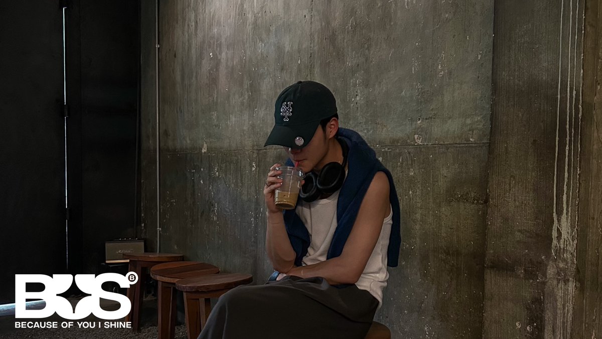 BUS_SONRAY's tweet photo. วันนี้วันเสาร์ Studio MARCKRIS เปิดทำการ 🎙️

YouTube: BUS because of you i shine   

#MARCKRIS
#BUSFreeZone
#BUSbecauseofyouishine https://t.co/ZQ4Sd9JUkJ