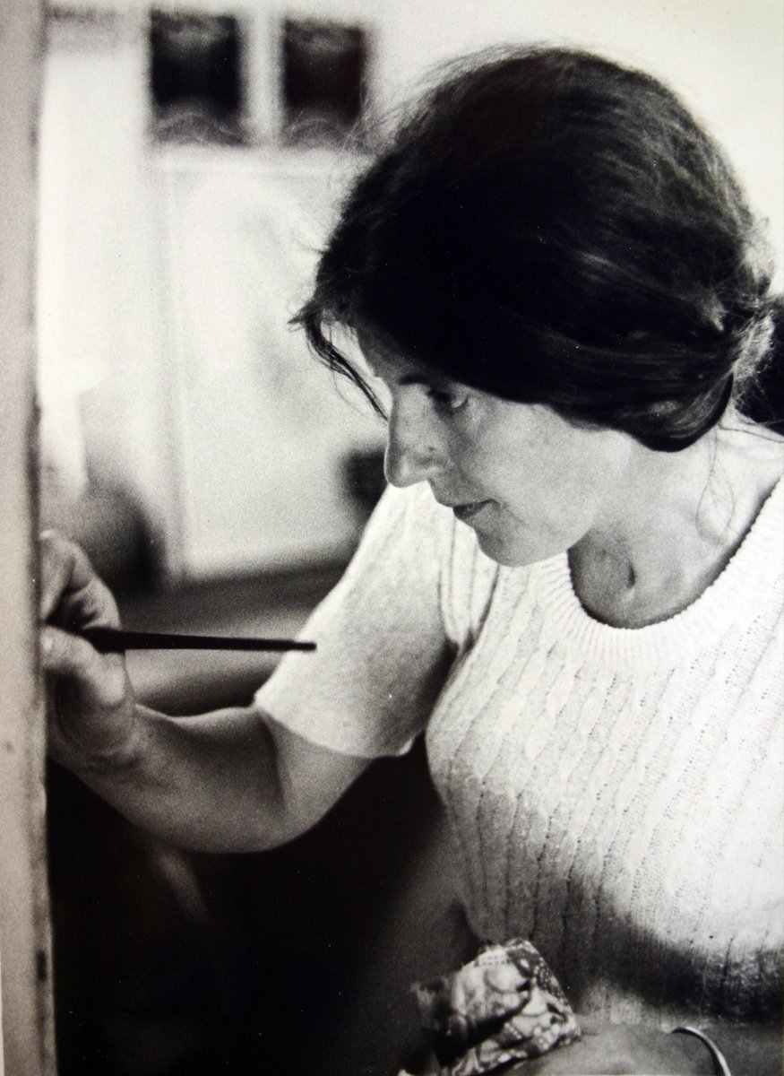 AJOpperman's tweet photo. Die visuele kunstenaar Judith Mason is op 10 Oktober 1938 in Pretoria gebore.
Judith Seelander Menge het haar kinderjare in Zeerust en Bosbokrand deurgebring en haarself leer lees en skryf.
Maso is op 29 Desember 2016 in haar huis in Witrivier, Mpumalaga, dood. https://t.co/csyclnLpy1