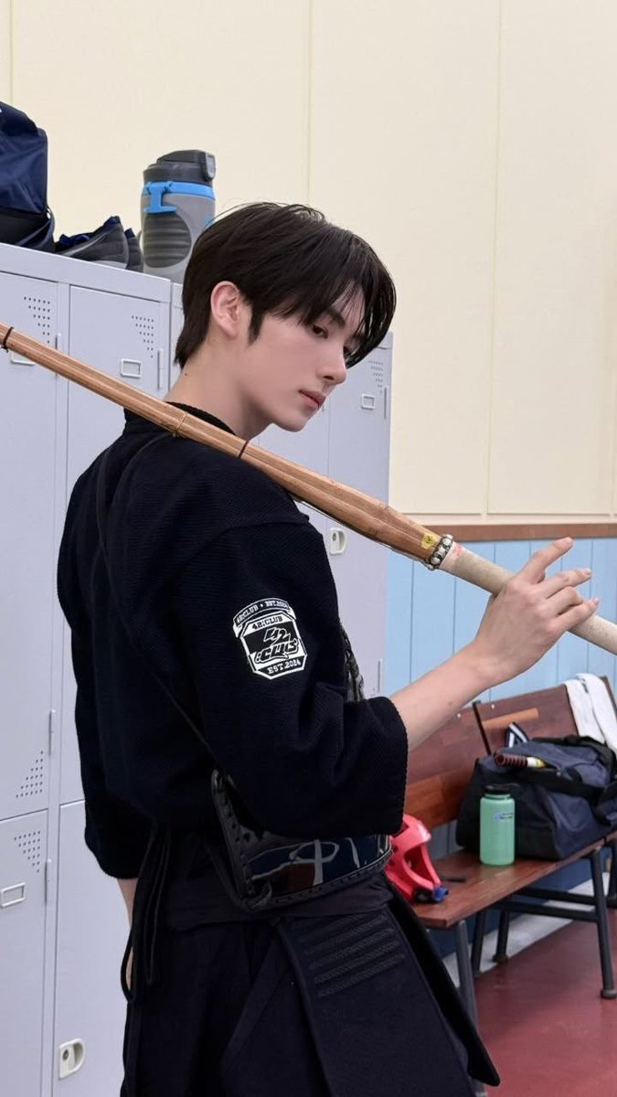 netineti33's tweet photo. 난 영재의 관념적 첫사랑같은 느낌이 좋음... 
허니와클로버 유화과 걔 같고
좋아한다고 고백하면 고마워 라고 대답할거같음 https://t.co/YlYsJ7SUlj