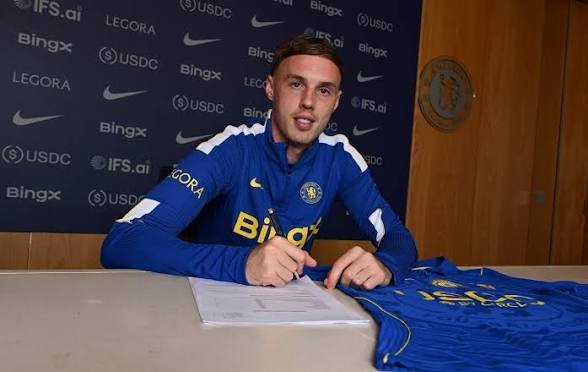 Vicish01's tweet photo. Breaking: Palmer has signed new contract at Chelsea Until June 2034 https://t.co/kRRyiZKUD9