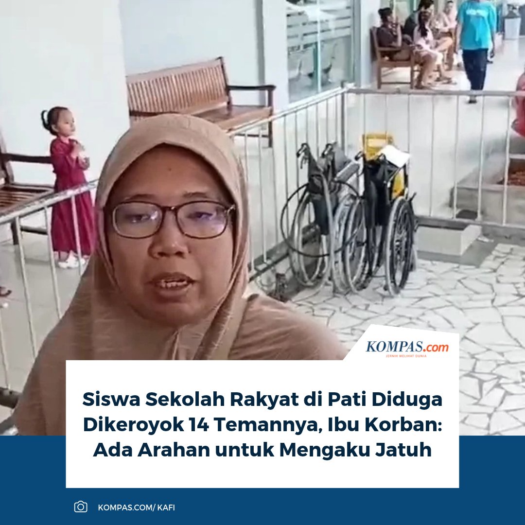 kompascom's tweet photo. Baca di sini: https://t.co/RhgEuZe8uF

Siswa kelas X Sekolah Rakyat di Pati diduga dikeroyok 14 teman hingga satu gigi depannya lepas dan satu lainnya patah, sementara ibunya mengaku mendapat informasi bahwa seorang guru diduga mengarahkan korban untuk mengaku terjatuh agar biaya pengobatan ditanggung BPJS Kesehatan.

~IQ #SekolahRakyat #Pati [20261010173645578]