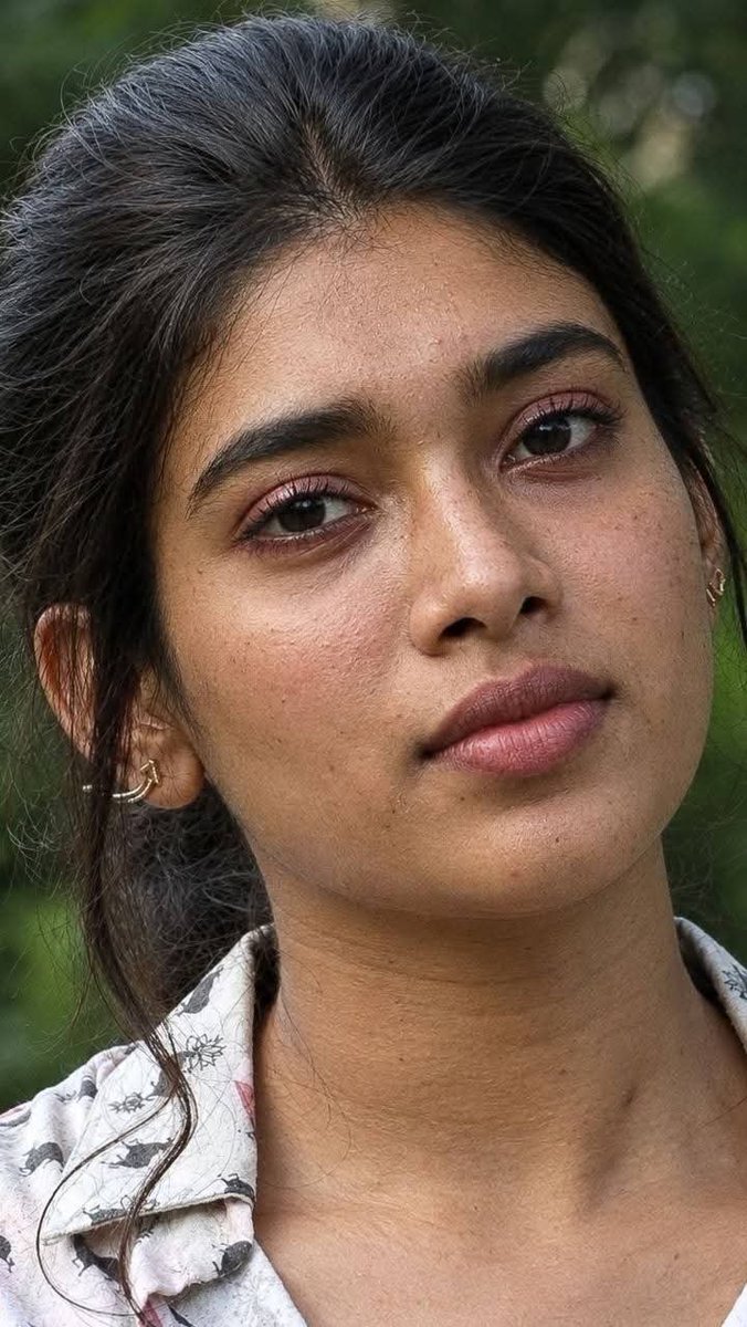 karutha_kunju's tweet photo. Tamil Dusky B!tch Dushara 🥵💋🤤🥶
🧵 1/n https://t.co/Djjtvho84T