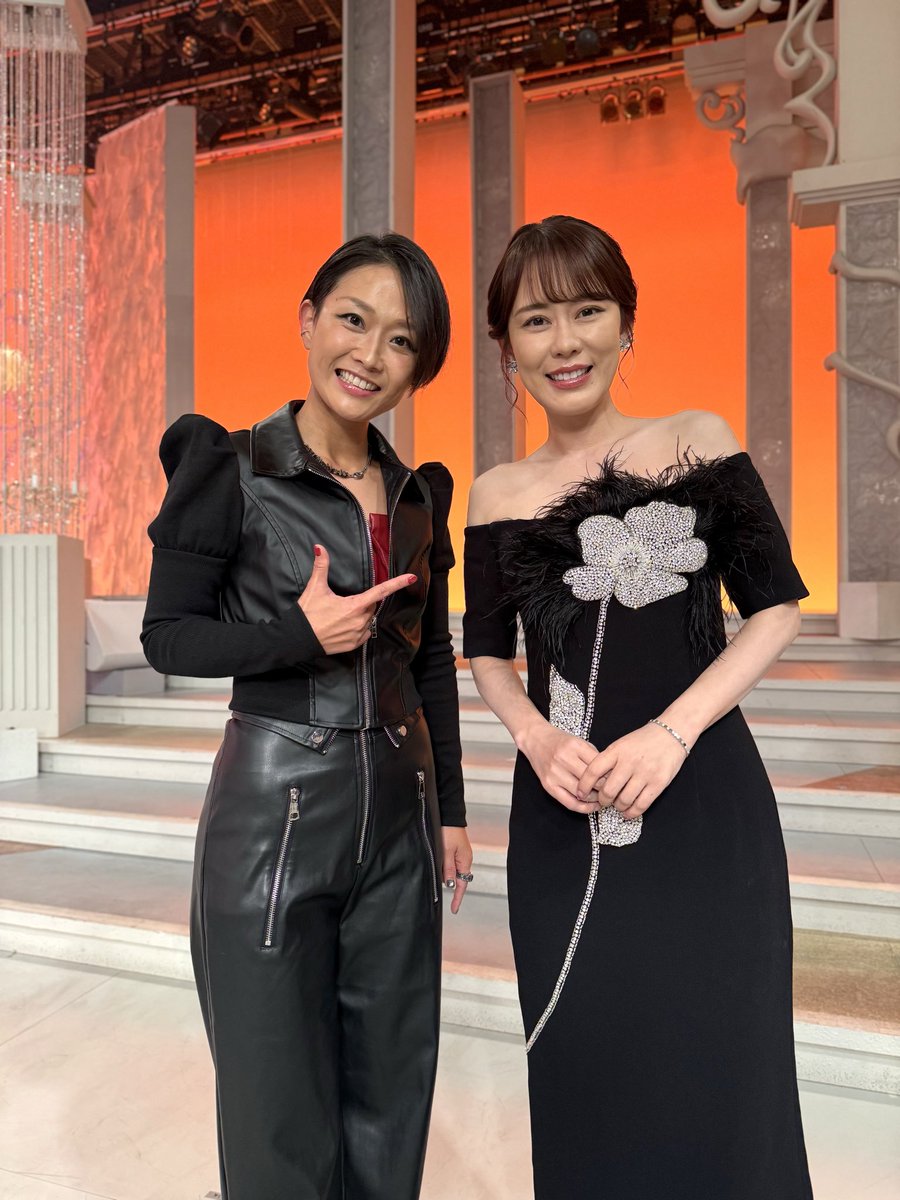 michiru_yuasa's tweet photo. 緊張‼️
『人生、歌がある』収録時
丘みどりさんと！

可愛すぎて、目のやり場に困りました😄
嬉しすぎて、ニヤけてる^_^

#ゆあさみちる
#丘みどり さん https://t.co/xireaAP9QQ