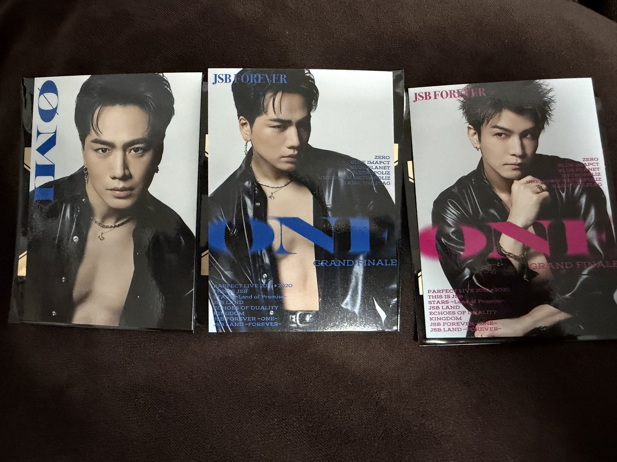 _xrenx123_'s tweet photo. 三代目JSOULBROTHERS
JSB FOREVER ONE〜GRAND FINALE〜
アクスタ フォトカ 交換

譲➞岩田剛典 ØMI
求➞今市隆二(2枚目)

1対1での交換は不可。

都内での交換またはスタジアムでの交換
郵送は❌

隆二 フォトカ 臣 フォトカ https://t.co/g9K12MfmhU