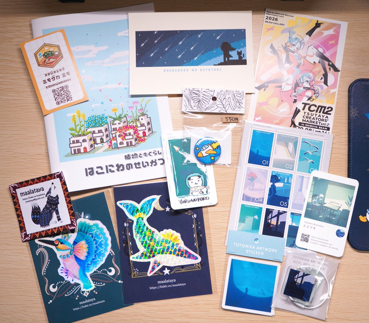 jet_ink_1109's tweet photo. 渋谷BEAMで開催されている TSUTAYA CREATORS‘ MARKET Vol.2（ #TCM2 ）に遊びに行ってきました～！

・ととりかさん（写真みぎ下）
・maalatayaさん（写真ひだり下）
・スタジオミモザさん（写真ひだり上）
・ヨルノコロさん（写真中央）

素敵な作品をありがとうございました～😆 https://t.co/bxIvzWUXWp