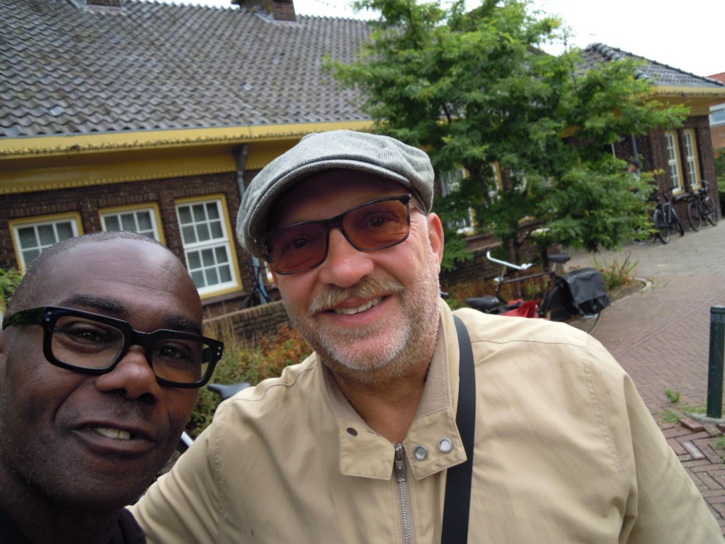 mikewaterval's tweet photo. mikey mike@adamnoord with acteur and cabaretier ruben van der meer 
@rubenvdmeer 
@noord020 
#watspeeler 
#rubenvdmeer 
#acteur 
#badslippers 
#mostwanted 
#cabaretier 
#radiowillekeur 
#vlogmania 
#regisseur 
#adamnoord 
#zijworstedenenkwamenboven 
#memberfromthelamas 
#ruudbaan https://t.co/CfpiIQTNL1