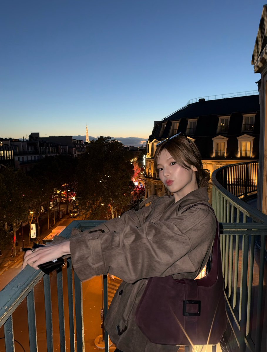 ihwangyeji's tweet photo. hi. https://t.co/Hpqm1AIvgj