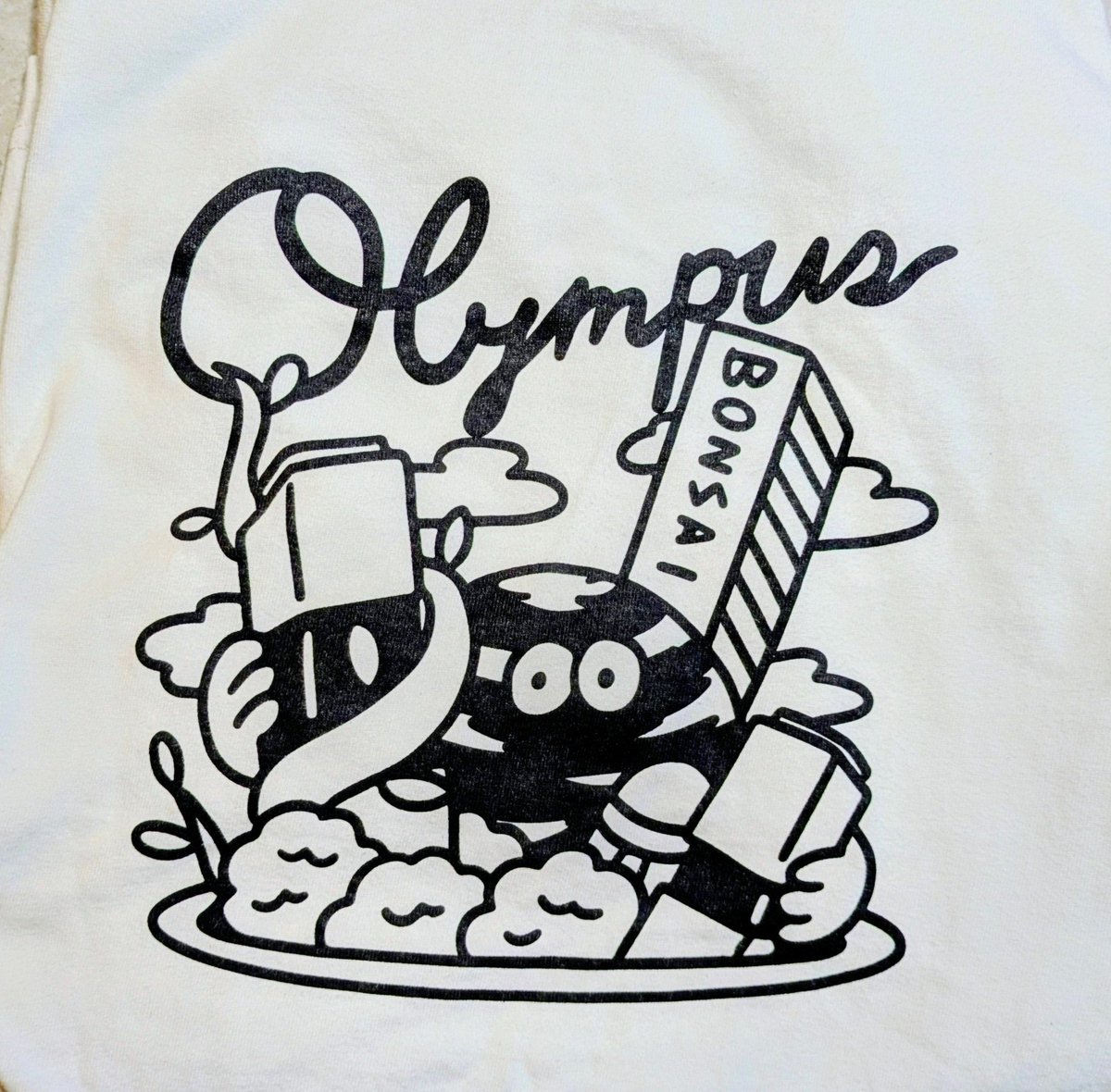 p5808888's tweet photo. ねぇこのオリンパスＴシャツかわいすぎない？ https://t.co/mjTkH5JMiS