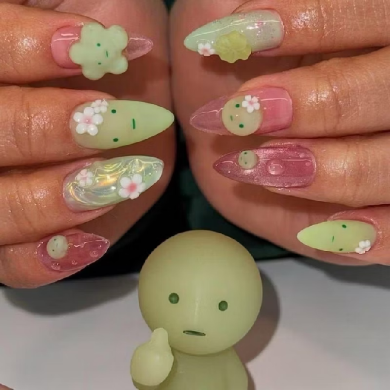 nalaar's tweet photo. nails art yang cakepnya nyakep banget 💚💅🏻 https://t.co/1FzFUWg9tA
