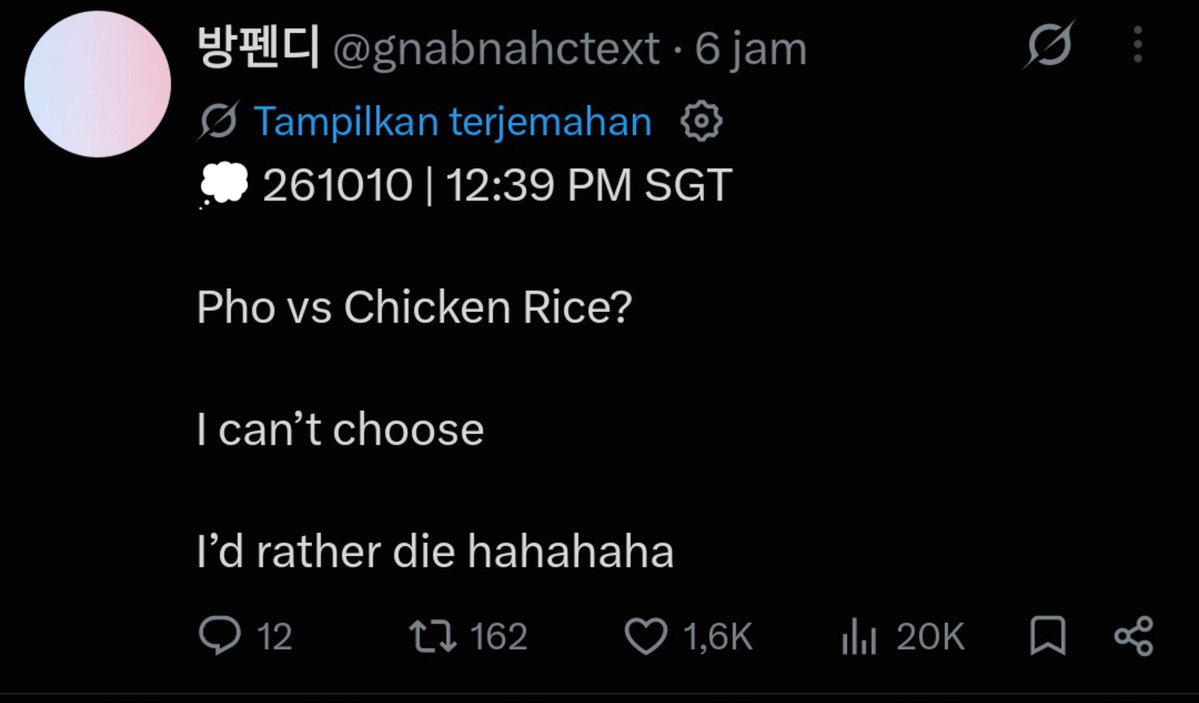 aaiyeahhh's tweet photo. aslinya                         terjemahan

kok iso dadi ayam penyet???😭 https://t.co/qN4PwnLeYV
