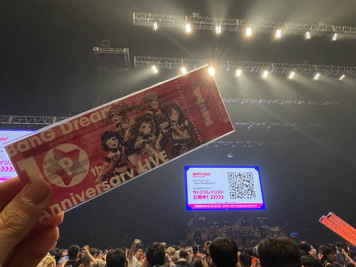 sumo_dream's tweet photo. やっぱりポピパは楽しい‼️
久しぶりにセクシー2とベイビー3が来たし、チェリボムをカバーしてくれたしめちゃくちゃ多動しました🥰

次も楽しい演出待ってますよ

#ポピパ_NowRoading https://t.co/nJrGrWEwPB