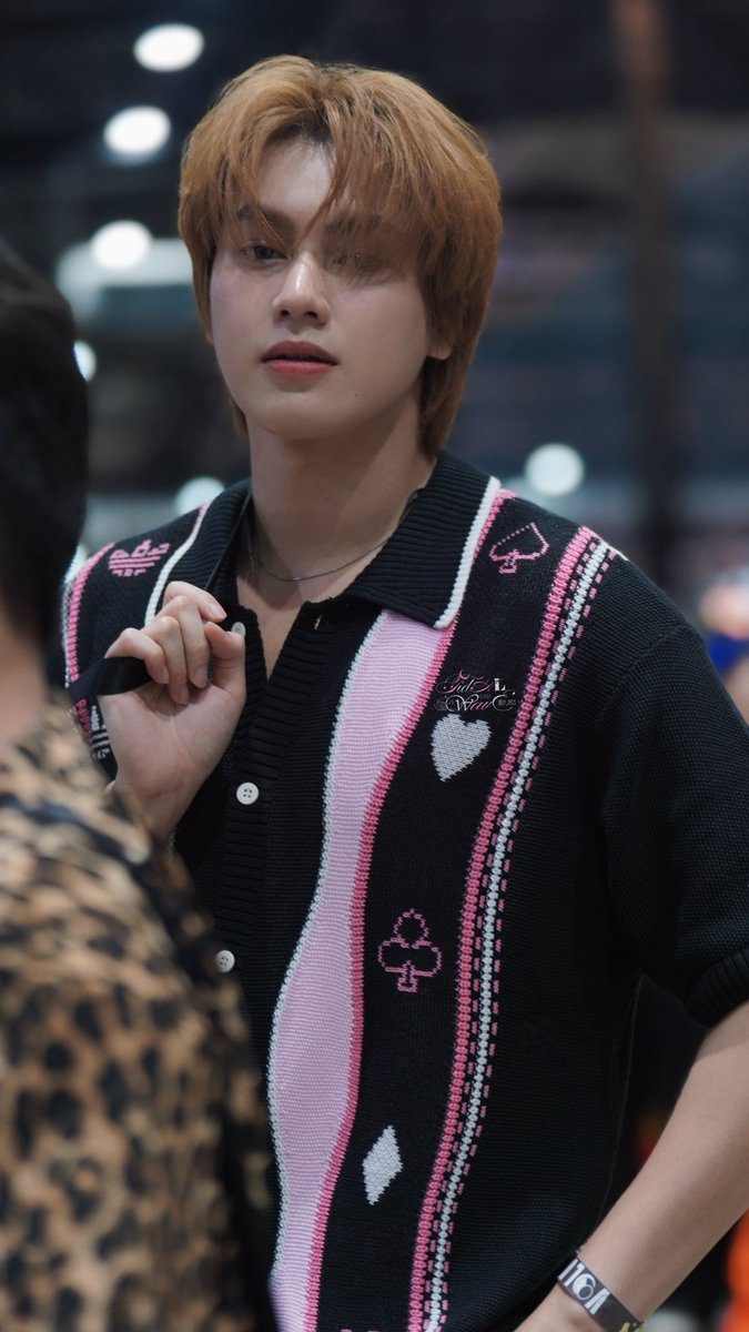 TidalwaveCsnp's tweet photo. Today is Poker man？

#VOLUMEPHASE8XCSNP 
#CSNP https://t.co/cSKLhdi0xm