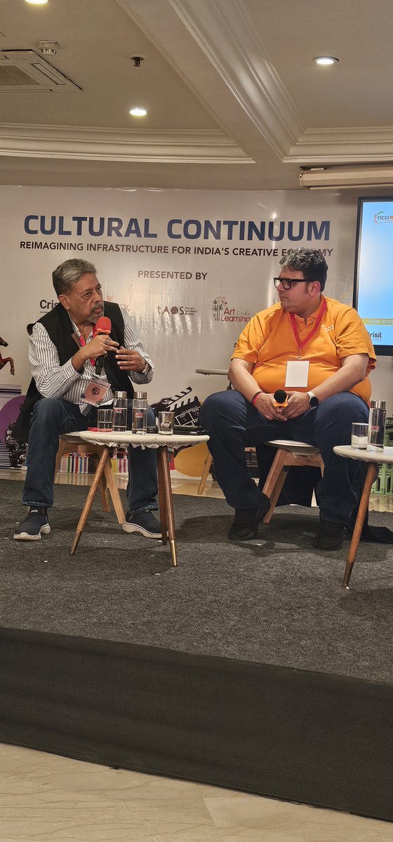 SanjoyRoyTWA's tweet photo. Beyond the big screen:
@CChinchlikar @nirupamakotru kaushik roy, Sahira Nair in conversation with Tanya Abraham at the #CulturalContinuum @ficci_india @AvidLearning https://t.co/xmoBLprvej