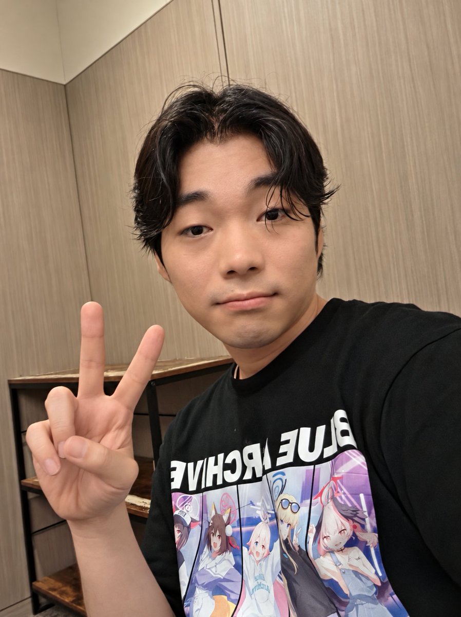TriplebulletS's tweet photo. ブルーアーカイブDJふぇすつあー、羽田！
そして札幌、福岡、名古屋、大阪にお越しくださった皆さん、本当にありがとうございました！！！！

心から楽しくて、僕にとって本当に大切な経験と思い出になりました。
そして皆さんにとっても、楽しく大切な思い出になっていたら嬉しいです！

改めて、本当にありがとうございました！！
これからもどうぞよろしくお願いします！！

#ブルアカ
#ブルアカDJふぇすつあー