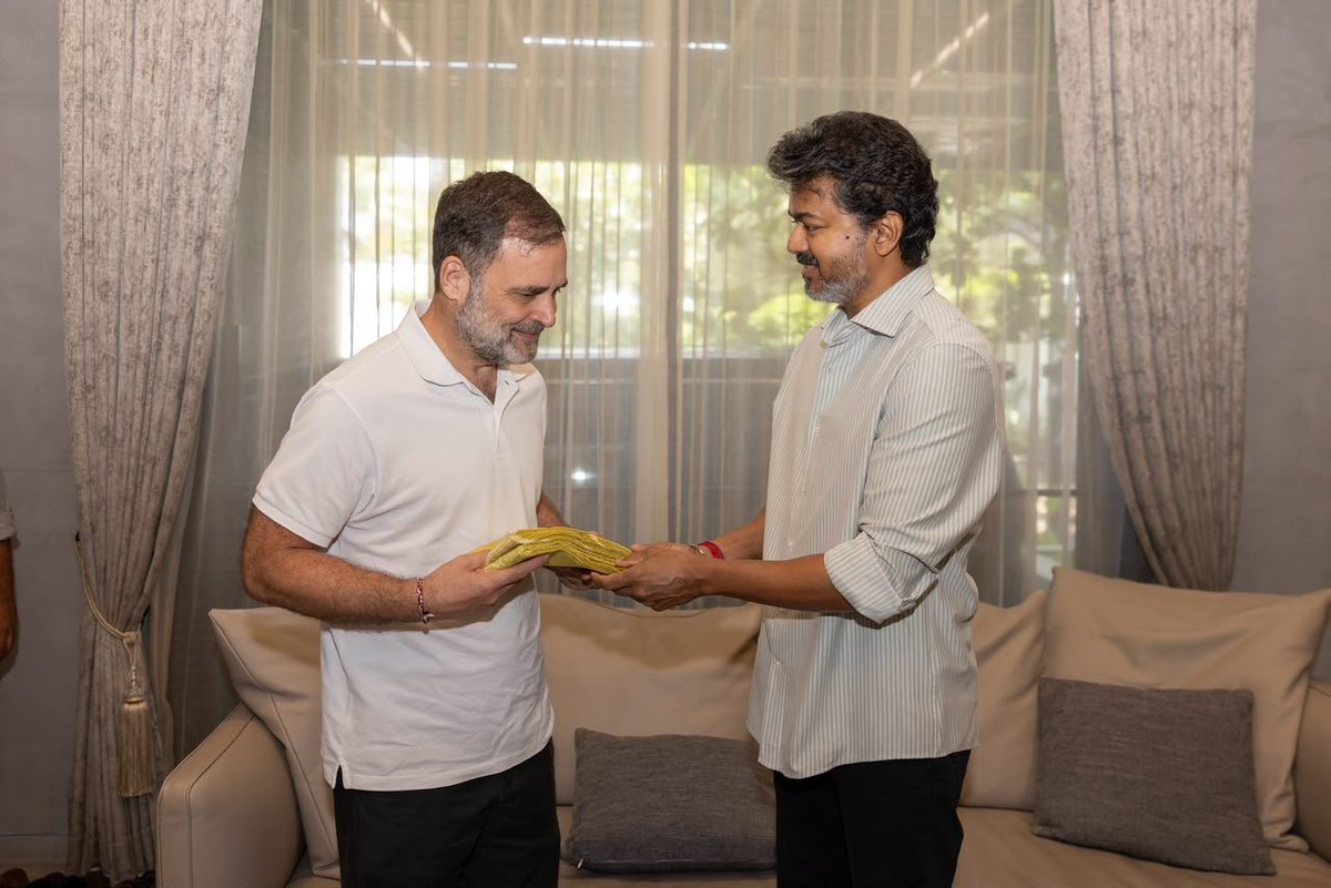 INCTamilNadu's tweet photo. LoP Thiru Rahul Gandhi met the Hon’ble Chief Minister of Tamil Nadu, Thiru C. Joseph Vijay, at his residence today. https://t.co/uClzJSxxrk