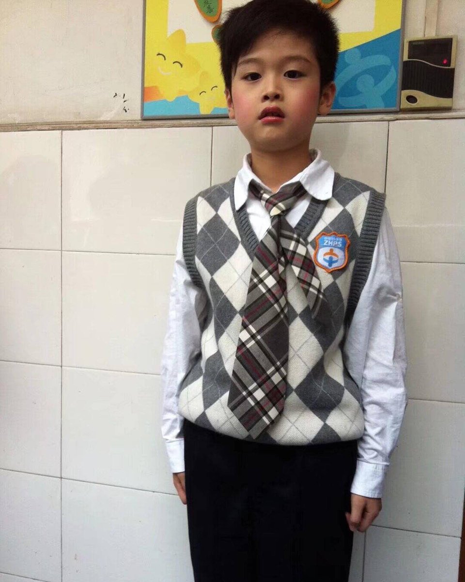 jingxiangzZ's tweet photo. 🧍🏻‍♂️ https://t.co/7iamIIKUy0