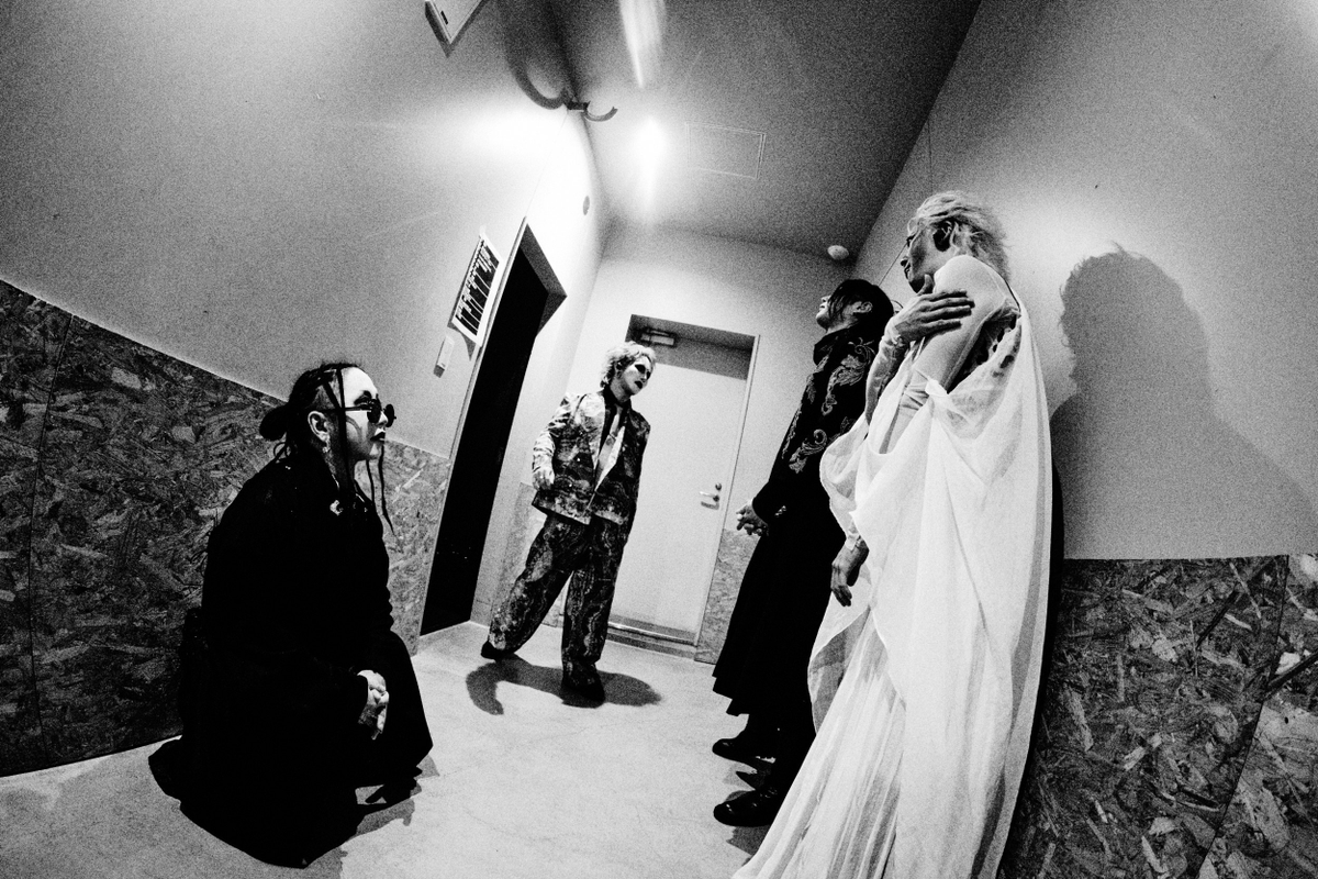 ki_zuofficial's tweet photo. キズ Zepp TOUR
『天照焔巡』

全公演が終了いたしました。
各地の公演にお越しいただいた皆様、
そして、ツアーを支えてくださった皆様、
誠にありがとうございました。

キズの楽曲と共に、
ツアーを振り返っていただけたら幸いです。
https://t.co/XN9XHu9FzL

心からの感謝を込めて。 https://t.co/6iHXxJcmAt