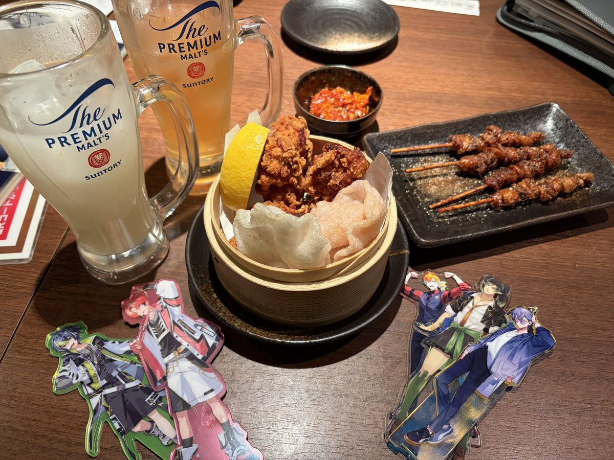 i7_osaka05's tweet photo. めちゃめちゃ楽しいライブだった！！！！
お酒と唐揚げをお供にお友達と感想会！！

#MECHATUA_1stライブ 
 #見ないか伊波
 #ウェン巡回中 https://t.co/cOPIMYG9PH
