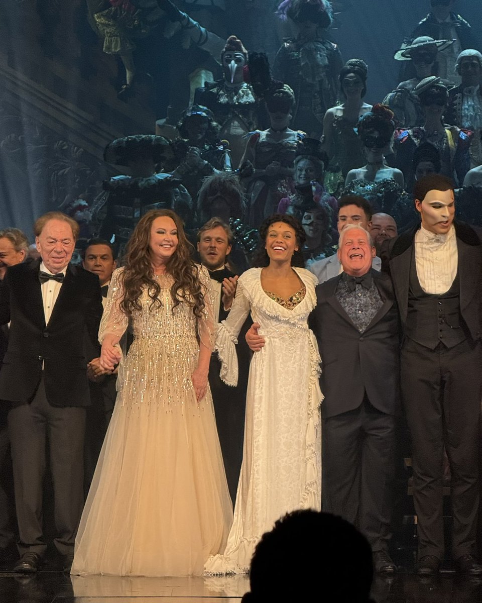 SadiqKhan's tweet photo. Fantastic to celebrate 40 years of The Phantom of the Opera.

For four decades, this extraordinary show has captivated audiences from around the world, cementing the West End as one of the great cultural destinations on the planet.

An incredible achievement #Phantom40 🎭 https://t.co/Zm38gwX9is