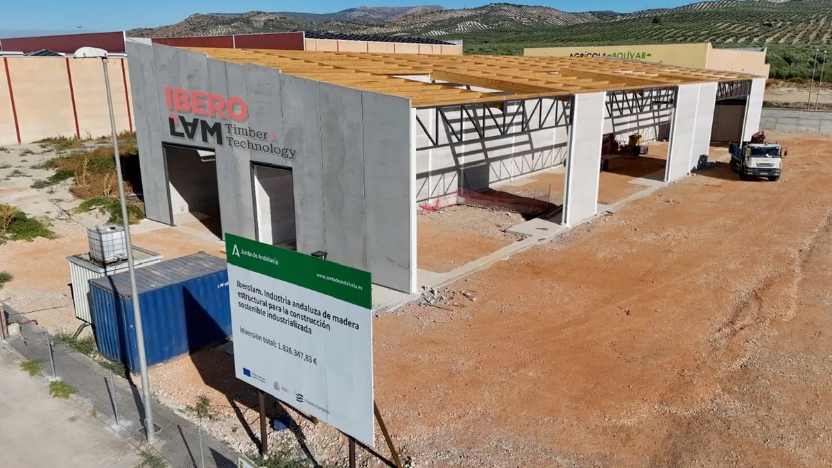 CanalUGR's tweet photo. 🌳 El bosque y la madera forman parte de la historia de Granada y su forma de construir

🪵 El proyecto FORTALECE, liderado por la #UGR, organiza un encuentro sobre su uso en edificios antiguos y nuevas viviendas

📅 16 y 17 de octubre

🖇️  https://t.co/LRm00H9NbO https://t.co/kOUDOiaMT0