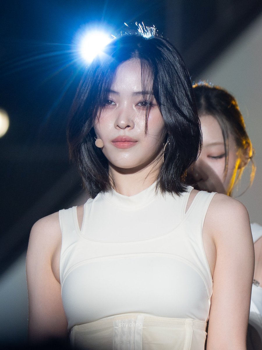 _shyahng_'s tweet photo. 20260927 KRAZY Music Festival

#ITZY #있지 
#Ryujin #류진 https://t.co/XAv0RF0Pth