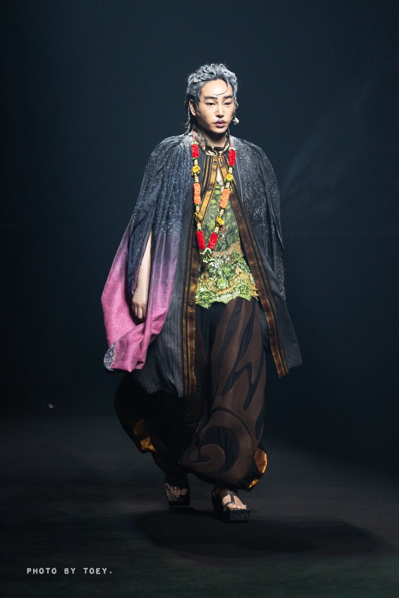 photobytoey's tweet photo. ได้เวลาใช้แคปชั่น 

“น่ารักที่สุดในโลก” อีกแล้วสินะ 😁

@peckpalit 

PECK BIFW26 SIAM PARAGON

#SiamParagonBIFW2026xPeck
#BIFW2026 #NAGARA
#SiamParagonBIFW2026 
#เป๊กผลิตโชค #PeckPaLitChoke
#palitgallery 
#photobytoey https://t.co/vsZ8Va5rRX