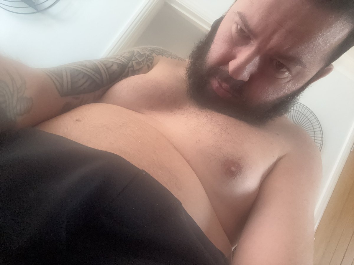Sexy_Wheel_Man's tweet photo. Would you help me out? https://t.co/bigmn1dNCj