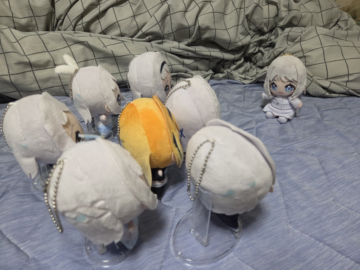 lost7846's tweet photo. 清夏さん来て嬉しそうですね〜
本当に頑張って良かったです

…あ、ちびぬいリーリヤさん💦

リーリヤさん💦落ち着いて下さい
ただ疲れて開封をしてなかっただけで、決して忘れてただけではないd… https://t.co/j7XpFKCmPb